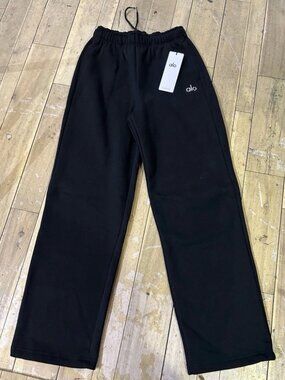 NEW Alo Yoga Accolade Sweatpants Black